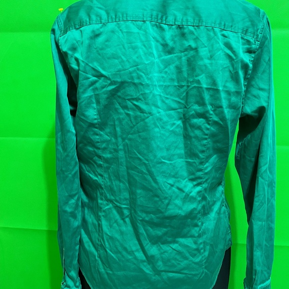 Banana Republic button down green blouse - Picture 3 of 5